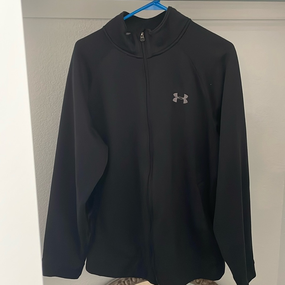 Under Armour zip up jacket. Great used condition. Men’s Large.